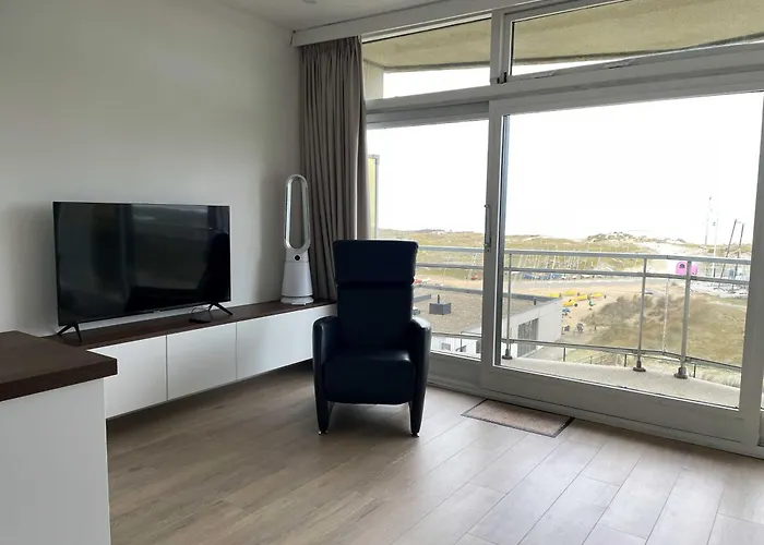 Appartement Met Frontaal Zeezicht En Afgesloten Slaaphoek